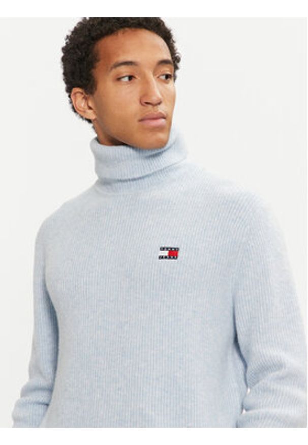 Tommy Jeans Golf DM0DM20602 Błękitny Slim Fit. Typ kołnierza: golf. Kolor: niebieski. Materiał: syntetyk