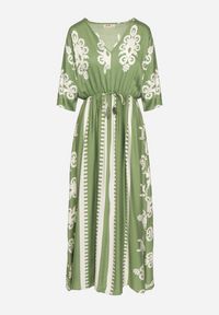 Born2be - Zielona Bawełniana Sukienka o Taliowanym Kroju z Gumką w Pasie Rivanue. Typ kołnierza: dekolt w kształcie V. Kolor: zielony. Materiał: bawełna. Długość rękawa: krótki rękaw #5