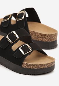 Born2be - Czarne Klapki na Grubej Podeszwie z Dwoma Paskami Dolarielle. Okazja: na co dzień. Kolor: czarny. Materiał: jeans. Wzór: paski. Sezon: lato. Styl: klasyczny, casual #3