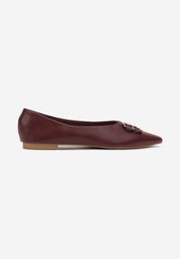 Born2be - Bordowe Balerinki z Noskiem w Szpic i Elegancką Aplikacją Naliema. Okazja: na co dzień. Nosek buta: szpiczasty. Kolor: czerwony. Wzór: aplikacja. Obcas: na płaskiej podeszwie. Styl: elegancki