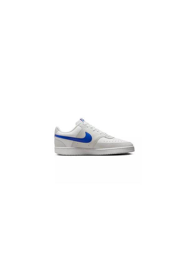 Buty do chodzenia męskie Nike 001 Court Vision LO. Zapięcie: sznurówki. Kolor: niebieski, wielokolorowy, biały. Materiał: guma, syntetyk, materiał. Szerokość cholewki: normalna. Model: Nike Court. Sport: turystyka piesza