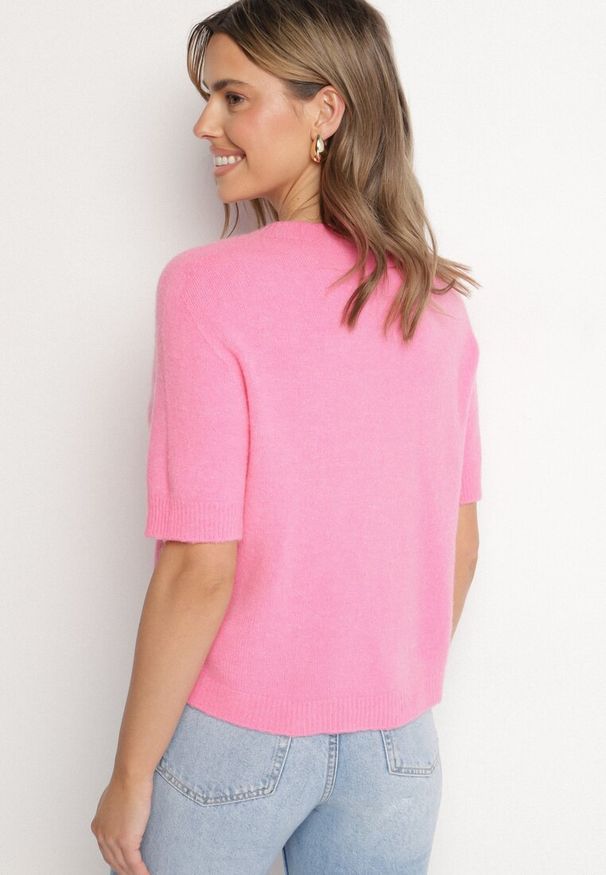 Born2be - Różowy Sweter z Wełną z Krótkim Rękawem Dannoria. Okazja: na co dzień. Kolor: różowy. Materiał: wełna. Długość rękawa: krótki rękaw. Długość: krótkie. Styl: casual, elegancki