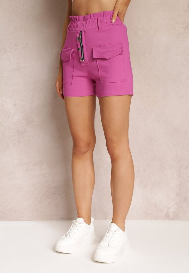 Renee - Fuksjowe Szorty z Gumką w Pasie Himna. Stan: podwyższony. Kolor: różowy. Materiał: jeans. Wzór: aplikacja. Sezon: lato