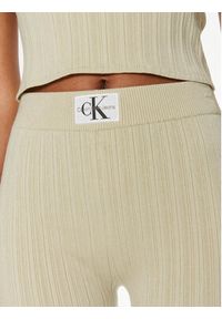 Calvin Klein Jeans Szorty materiałowe Label J20J223138 Zielony Slim Fit. Kolor: zielony. Materiał: lyocell #6