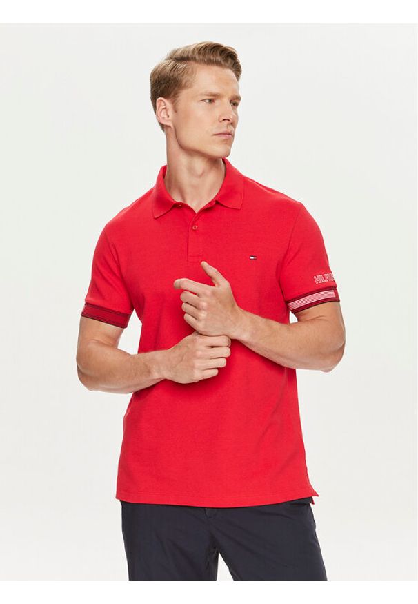 TOMMY HILFIGER - Tommy Hilfiger Polo Flag MW0MW34780 Czerwony Slim Fit. Typ kołnierza: polo. Kolor: czerwony. Materiał: wiskoza