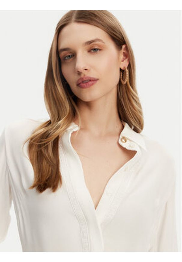 Elisabetta Franchi Koszula ca05451e2-360 Biały Regular Fit. Kolor: biały. Materiał: wiskoza