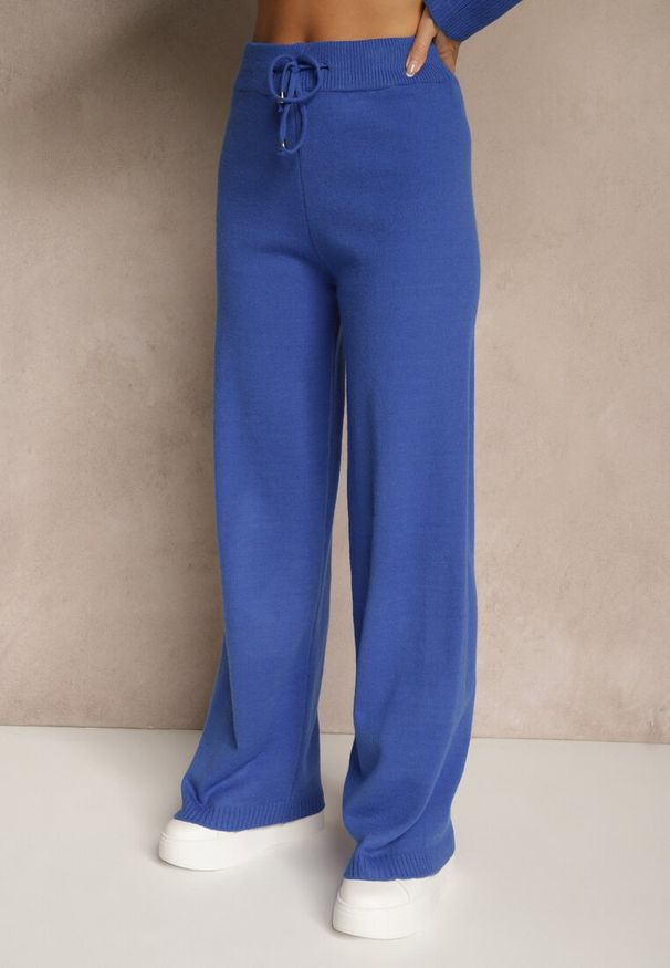 Renee - Niebieski Komplet z Dzianiny z Wełną Pasiasty Sweter i Spodnie Ralleia. Kolor: niebieski. Materiał: dzianina, wełna. Wzór: paski