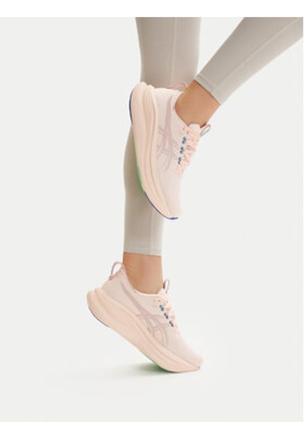 Asics Buty do biegania Gel-Nimbus 28 1012B899 Różowy. Kolor: różowy. Materiał: mesh