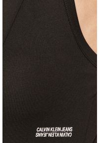 Calvin Klein Jeans - Sukienka J20J215660.4891. Kolor: czarny. Materiał: poliester, dzianina. Długość rękawa: na ramiączkach. Wzór: gładki. Typ sukienki: dopasowane #4