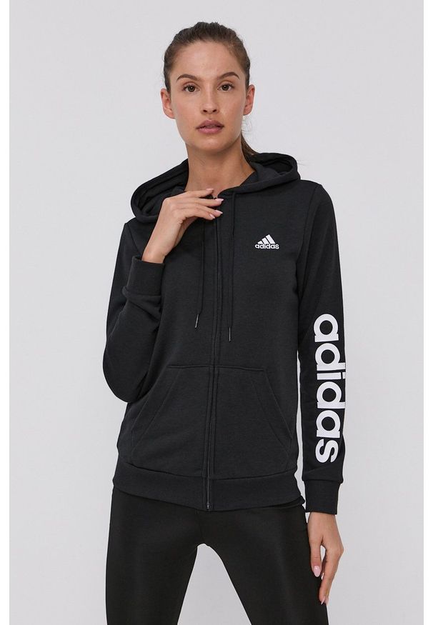 Adidas - adidas - Bluza. Okazja: na co dzień. Typ kołnierza: kaptur. Kolor: czarny. Wzór: nadruk. Styl: casual