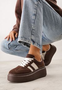 Renee - Brązowe Sneakersy Klasyczne Tenisówki na Grubej Podeszwie z Koturnem Adessia. Okazja: na spacer, na co dzień. Kolor: brązowy. Materiał: jeans. Obcas: na koturnie. Sport: turystyka piesza #8