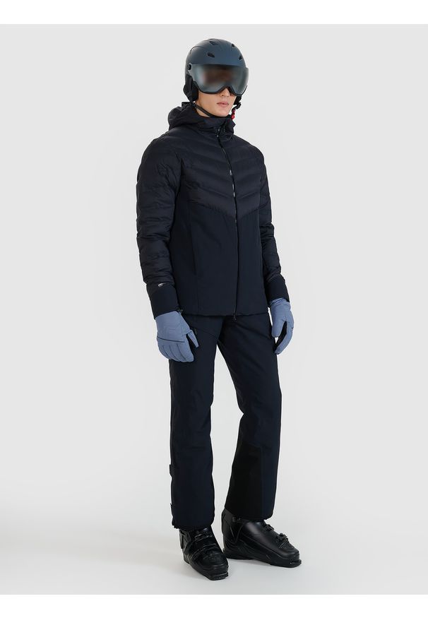 4f - 4F Kurtka narciarska 4FPRO membrana Pertex Shield 20000 męska - czarna 3XL. Typ kołnierza: kaptur. Kolor: czarny. Materiał: tkanina, materiał, poliamid, dzianina, skóra. Długość: długie. Wzór: gładki. Sezon: zima. Styl: klasyczny