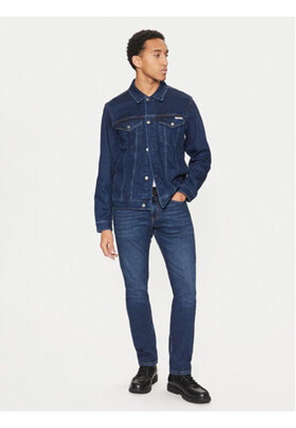 Calvin Klein Jeans Jeansy J30J326530 Granatowy Slim Fit. Kolor: niebieski