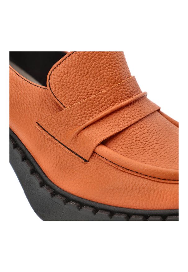 Pomarańczowe Półbuty Armodo Modne Obuwie Damskie. Okazja: na co dzień. Zapięcie: pasek. Kolor: pomarańczowy. Materiał: skóra. Obcas: na obcasie. Styl: klasyczny, casual, elegancki. Wysokość obcasa: średni