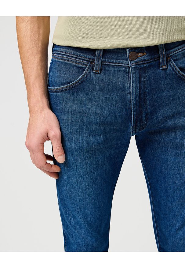 Wrangler - WRANGLER MĘSKIE SPODNIE JEANSOWE WRANGLER BRYSON DANDELION SUMMER 112362555