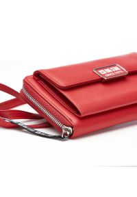 Big Star Accessories - Torebka damska Big Star, z klapą zamykaną na zatrzask i zamkiem błyskawicznym wokół, czerwona, GG674008. Kolor: czerwony. Wzór: aplikacja. Rozmiar: małe. Styl: casual, elegancki. Rodzaj torebki: do ręki #5