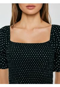 Big-Star - Sukienka damska midi z wiskozy w kropki czarna Sotini 906. Okazja: na wesele, na ślub cywilny. Typ kołnierza: dekolt w karo. Kolor: czarny. Materiał: wiskoza. Wzór: kropki. Sezon: lato. Styl: klasyczny. Długość: midi #6