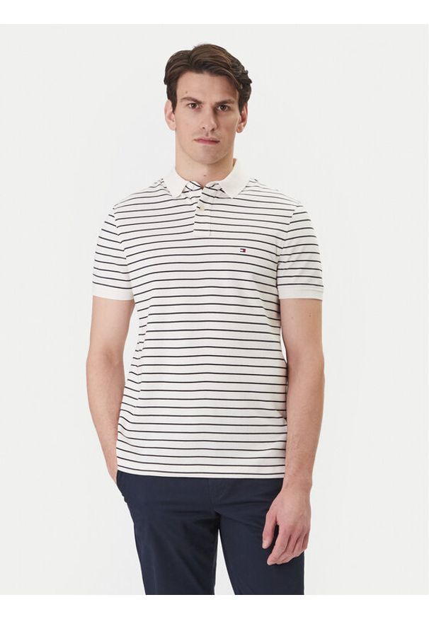 TOMMY HILFIGER - Tommy Hilfiger Polo 1985 MW0MW17770 Beżowy Regular Fit. Typ kołnierza: polo. Kolor: beżowy. Materiał: bawełna