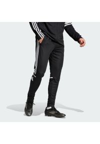 Adidas - Spodnie Squadra 25 Training. Kolor: czarny, wielokolorowy, biały. Materiał: materiał. Sport: fitness, piłka nożna #1