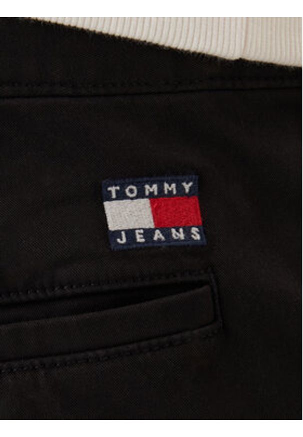 Tommy Jeans Spodnie materiałowe Scanton DM0DM22404 Czarny Slim Fit. Kolor: czarny. Materiał: bawełna