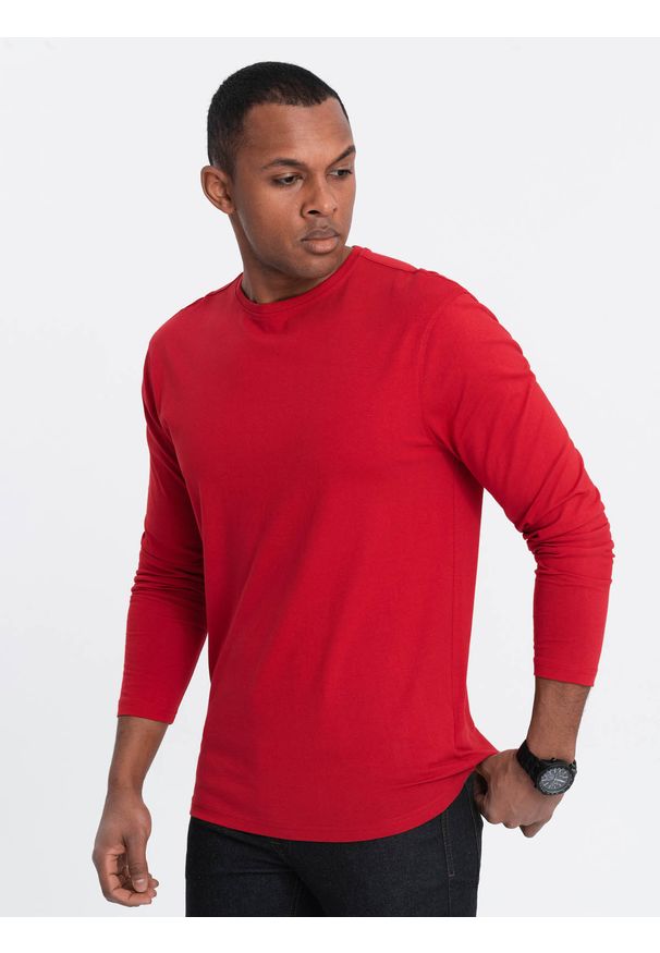 Ombre Clothing - Longsleeve męski BASIC z okrągłym dekoltem - czerwony V5 OM-LSBL-0106 - XXL. Kolor: czerwony. Materiał: bawełna, materiał. Długość rękawa: długi rękaw. Wzór: gładki, jednolity. Styl: klasyczny