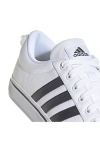 Adidas - adidas Buty Bravada 2.0 HP6022 Biały. Kolor: biały. Materiał: materiał #2