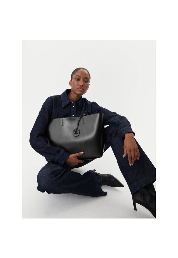 Torebka Kurt Geiger. Kolor: czarny