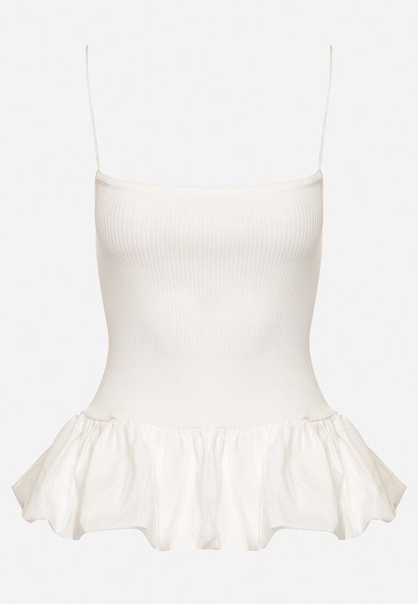 Born2be - Jasnobeżowy Prążkowany Top z Ozdobną Falbanką Alutte. Okazja: na co dzień. Kolor: beżowy. Materiał: prążkowany. Sezon: wiosna, lato. Styl: elegancki, casual