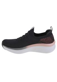 skechers - Buty do chodzenia damskie Skechers Dlux. Zapięcie: bez zapięcia. Kolor: czarny. Materiał: guma, materiał, tkanina, syntetyk. Szerokość cholewki: normalna. Model: Skechers Sport. Sport: turystyka piesza