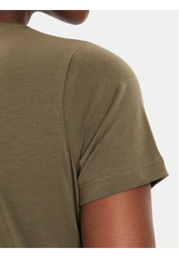 Pepe Jeans T-Shirt New Virginia PL505202 Zielony Slim Fit. Kolor: zielony. Materiał: bawełna