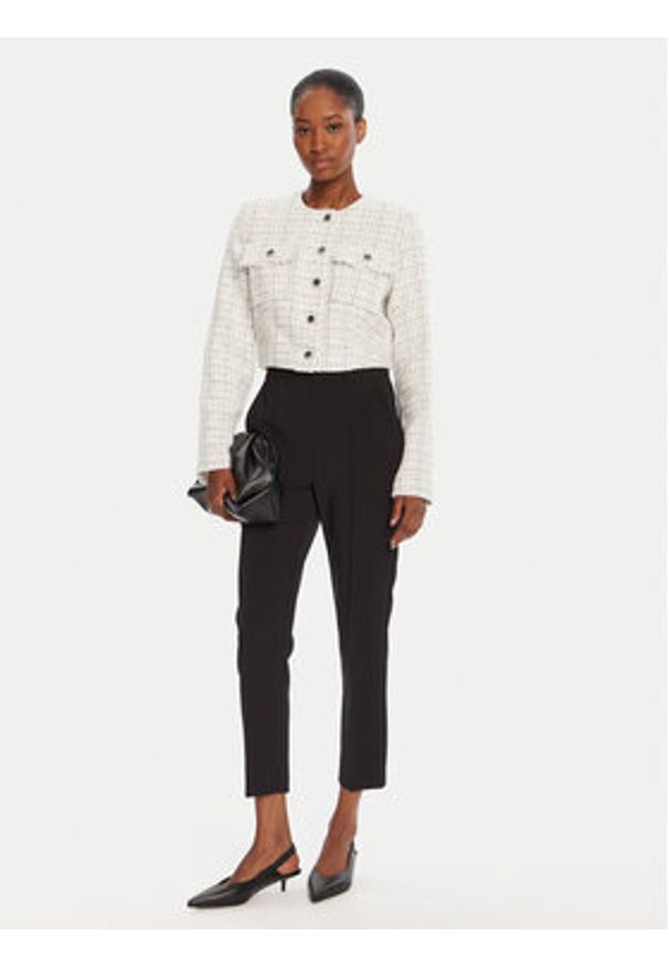 Guess Kurtka przejściowa W5YN44 WHDB2 Biały Regular Fit. Kolor: biały. Materiał: syntetyk