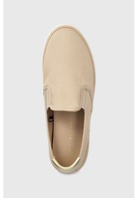 TOMMY HILFIGER - Tommy Hilfiger tenisówki ESSENTIAL SLIP-ON SNEAKER damskie kolor beżowy FW0FW06956. Zapięcie: bez zapięcia. Kolor: beżowy. Materiał: bawełna, guma #5