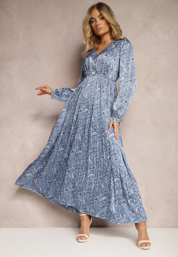 Renee - Niebieska Rozkloszowana Sukienka z Plisowanym Dołem Wykończona Guzikami Xilalara. Kolor: niebieski. Materiał: tkanina