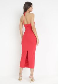 Born2be - Czerwona Wiązana Midi Sukienka z Wycięciami i Aplikacjami z Materiału Cherice. Kolor: czerwony. Materiał: materiał. Wzór: aplikacja. Długość: midi #4