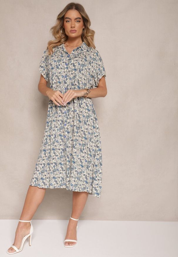 Renee - Niebieska Sukienka z Bawełny w Print Paisley o Koszulowym Kroju Celluria. Okazja: na spacer. Typ kołnierza: dekolt w kształcie V. Kolor: niebieski. Materiał: bawełna. Długość rękawa: krótki rękaw. Wzór: paisley, nadruk. Typ sukienki: koszulowe