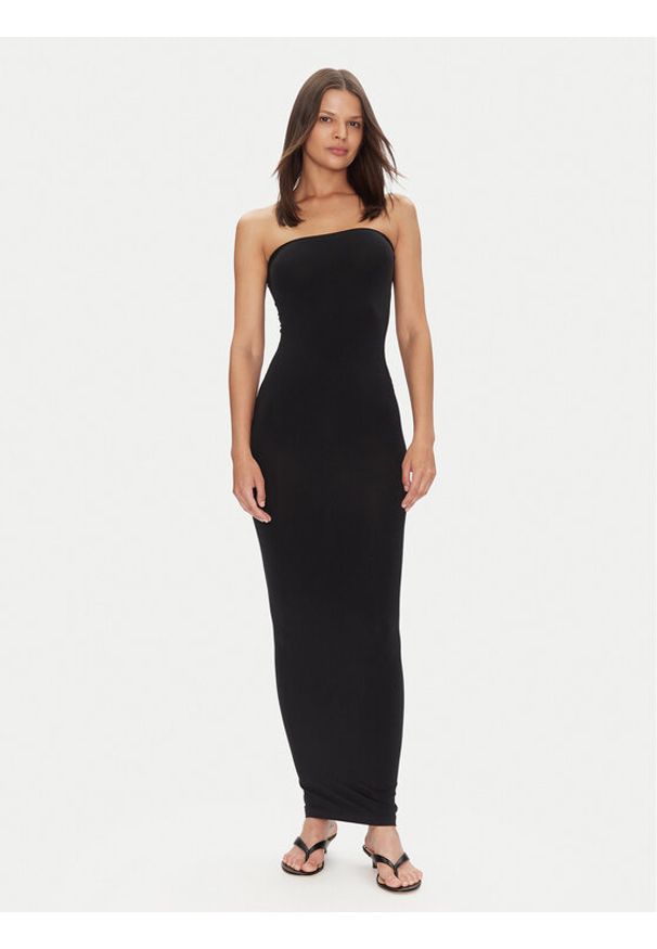 Wolford Sukienka letnia Fatal 50795 Czarny Slim Fit. Kolor: czarny. Materiał: syntetyk. Sezon: lato