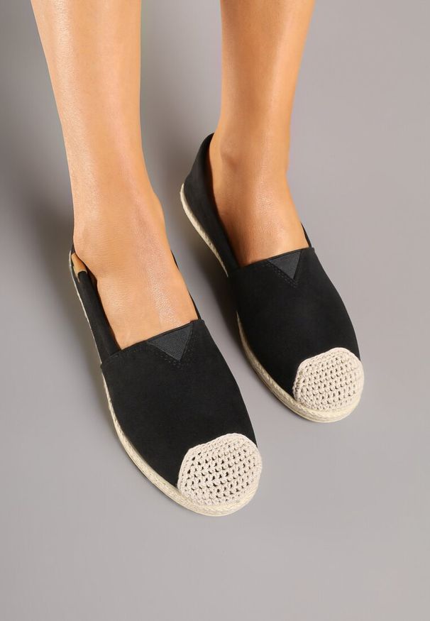 Renee - Czarne Espadryle z Elastyczną Wstawką Zdobione Plecionką Kinellis. Okazja: na co dzień. Kolor: czarny. Szerokość cholewki: normalna. Wzór: aplikacja. Sezon: lato. Styl: casual, elegancki