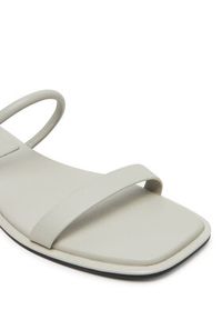 Calvin Klein Klapki Flat Sandal Squared 2-Bar Lth HW0HW02532 Écru. Kolor: kremowy. Materiał: skóra #2