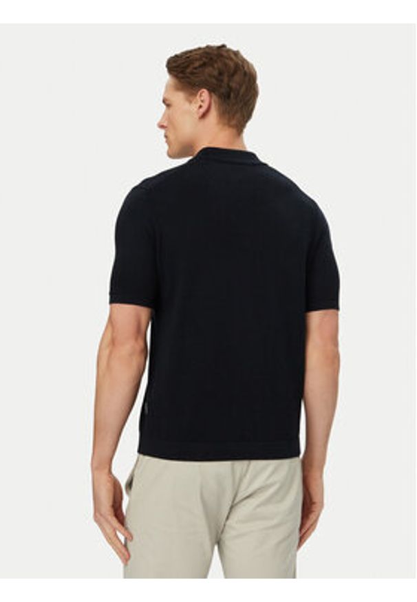 Bugatti Koszula 7100-15536E Granatowy Regular Fit. Kolor: niebieski. Materiał: bawełna