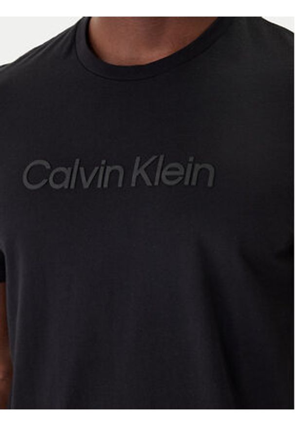 Calvin Klein T-Shirt LV04LF810G Czarny Regular Fit. Kolor: czarny. Materiał: bawełna