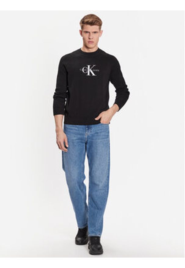 Calvin Klein Jeans Longsleeve J30J323408 Czarny Regular Fit. Kolor: czarny. Materiał: bawełna. Długość rękawa: długi rękaw