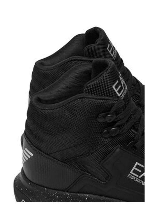 EA7 Emporio Armani Sneakersy 7X000340 AF18615 MZ186 Czarny. Kolor: czarny. Materiał: materiał