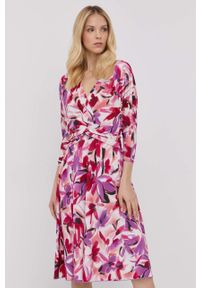 MAX&Co. sukienka kolor różowy midi prosta. Kolor: różowy. Materiał: dzianina. Typ sukienki: proste. Długość: midi