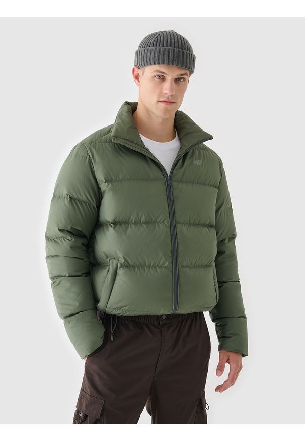 4f - 4F Kurtka zimowa puchowa z naturalnym wypełnieniem męska - oliwkowa/khaki XL. Okazja: na co dzień. Typ kołnierza: kaptur. Kolor: oliwkowy, wielokolorowy, brązowy. Materiał: puch. Sezon: zima. Styl: klasyczny, casual, sportowy