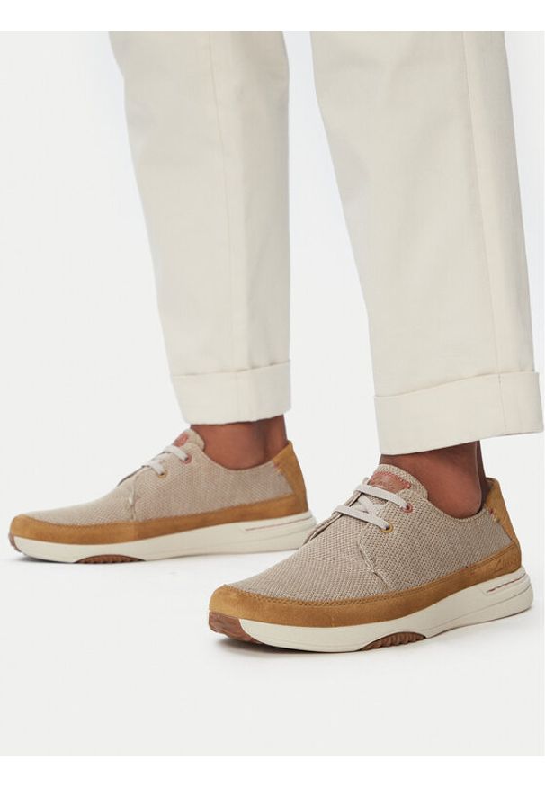 Clarks Sneakersy Easeway Lace 26181369 Beżowy. Kolor: beżowy. Materiał: materiał
