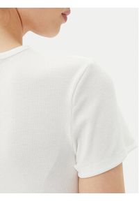 only - ONLY T-Shirt Daniella 15350554 Biały Slim Fit. Kolor: biały. Materiał: syntetyk #3