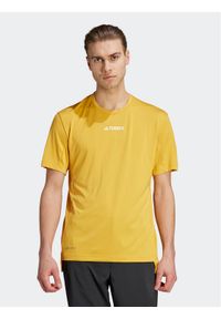 Adidas - adidas T-Shirt Terrex Multi T-Shirt HZ6238 Żółty Regular Fit. Kolor: żółty. Materiał: syntetyk