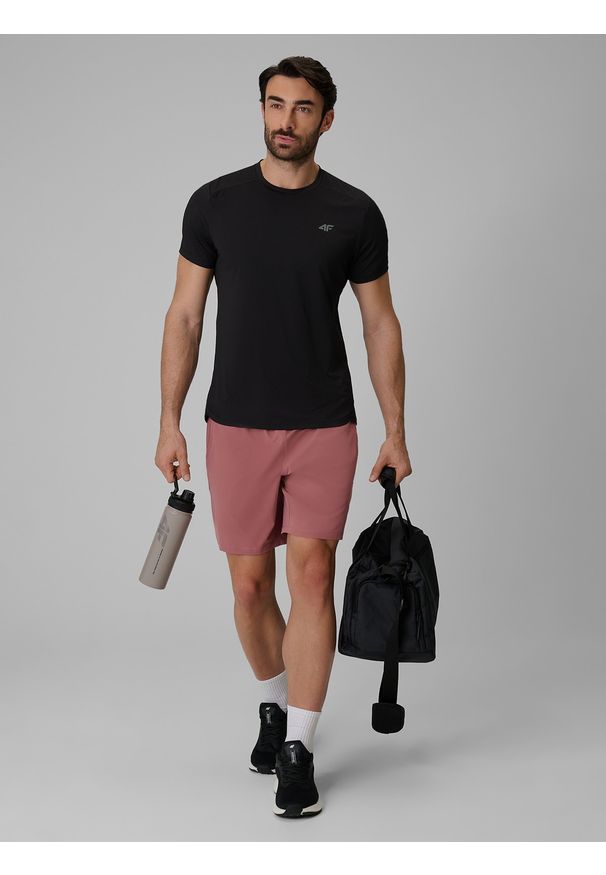 4f - 4F Spodenki treningowe szybkoschnące męskie - koralowe L. Kolor: pomarańczowy. Materiał: materiał. Sport: fitness