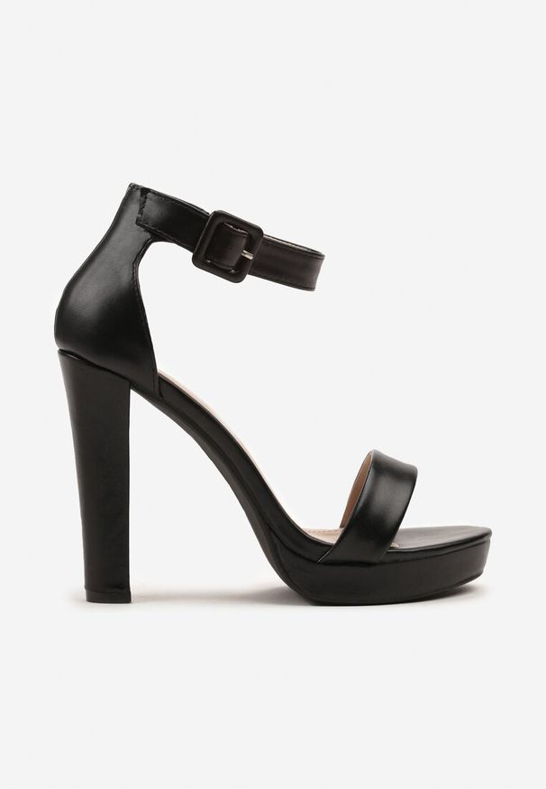 Renee - Czarne Sandały na Słupku w Klasycznym Stylu Odeline. Okazja: na randkę, na co dzień. Zapięcie: sprzączka. Kolor: czarny. Obcas: na słupku. Styl: klasyczny. Wysokość obcasa: średni