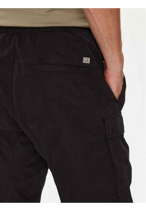 C.P. Company Spodnie materiałowe 19CMPA173A110324G Czarny Regular Fit. Kolor: czarny. Materiał: bawełna